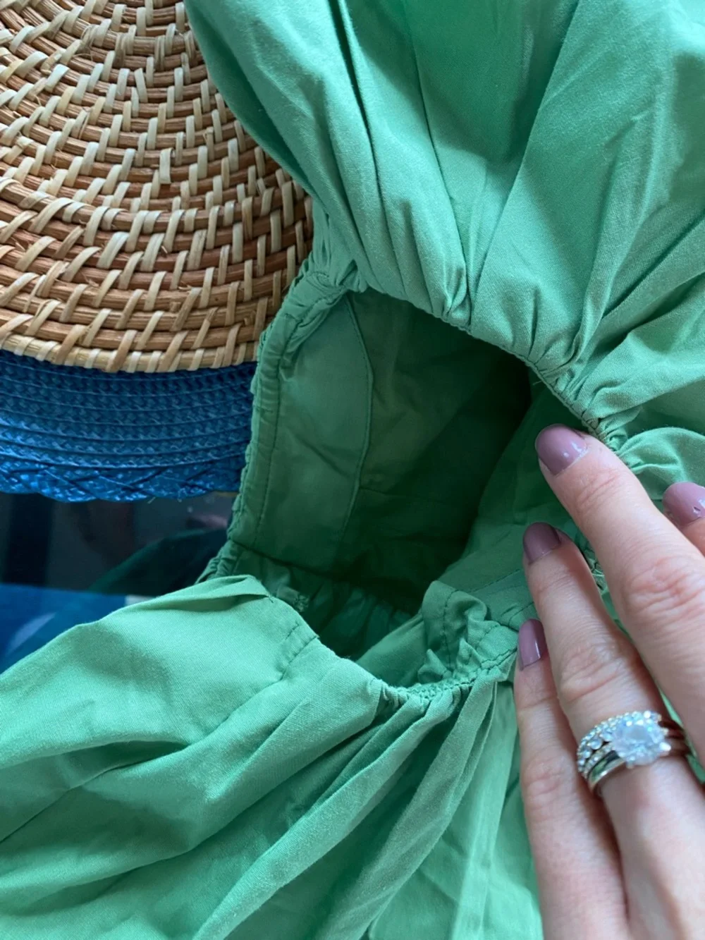 ABERCROMBIE & FITCH Green One-Shoulder Ruched Cut Out Maxi Dress! 🍃 - Picture 11 of 17